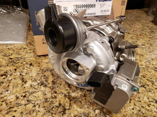 New Genuine OEM BorgWarner B03V Turbocharger for 2017-2022 Porsche 718 Boxster and Cayman S 2.5L engine. High-performance replacement turbocharger designed for enhanced power and reliability. Perfect fit for Porsche enthusiasts seeking OEM quality.